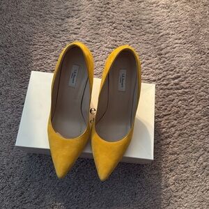 Used L.K. Bennett 'Fern' Mustard Suede Court Shoes UK 40